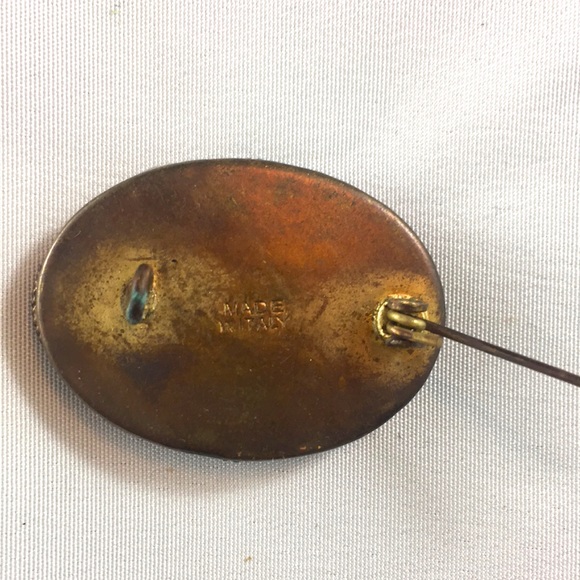 Vintage Italian Shell & Coral Brooch - Picture 3 of 5